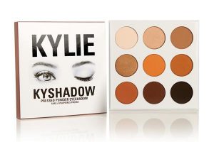 KyShadow: Nova coleção de cosméticos de Kylie Jenner